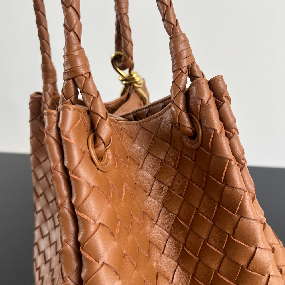 Bottega Veneta Large Parachute 30 cm