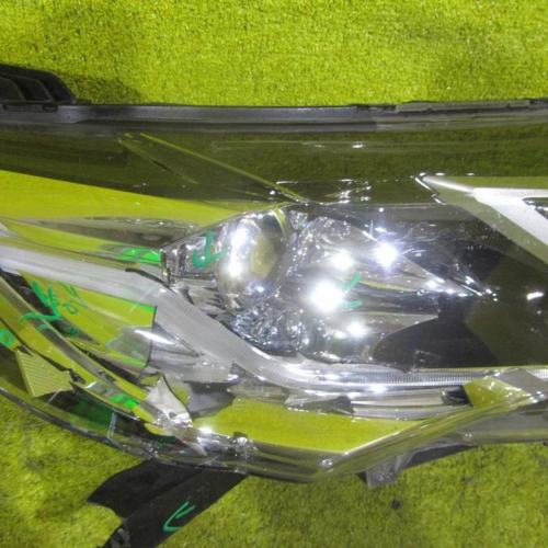Битая Фара правая Mitsubishi Pajero Sport 3 (2015-2021) LED
