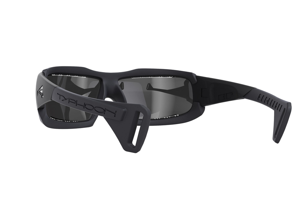 Спортивные очки LiP Typhoon / Matt Black - Black / NXT / PU Photochromic / Smoke Lens