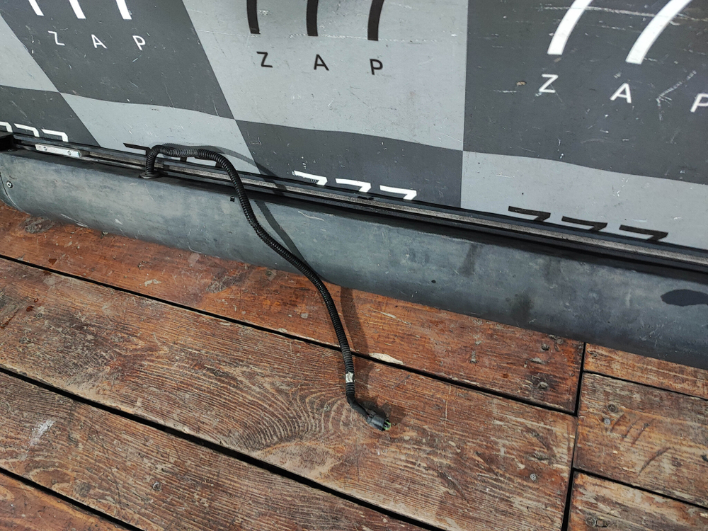 Подножка порога правая Exeed VX 21-нв Б/У Оригинал