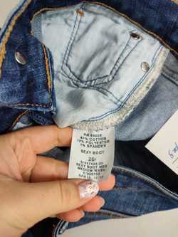 Джинсы с потертостями 42 размер