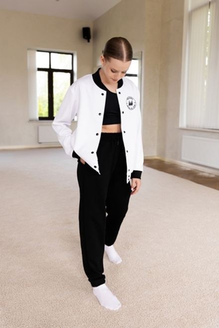 Костюм бомбер и брюки