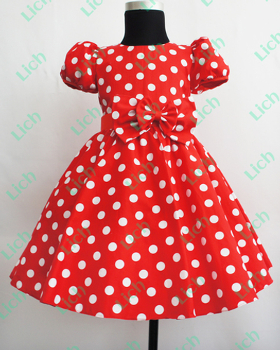 Платье детское в горох с поясом-бантом и рукавом фонарик