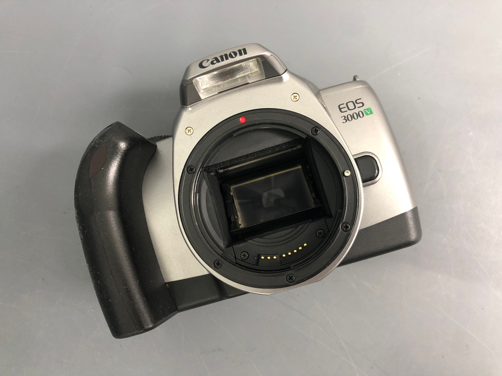 Canon EOS 3000V kit EF 28-90mm 4-5.6 II