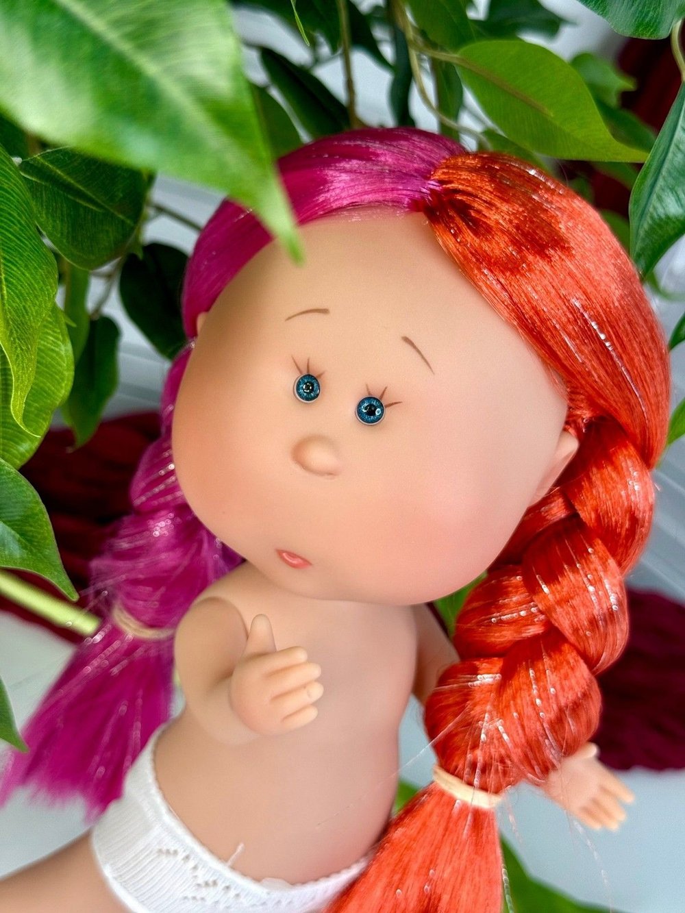 Кукла Nines виниловая 30см MIA без одежды (3000W51)