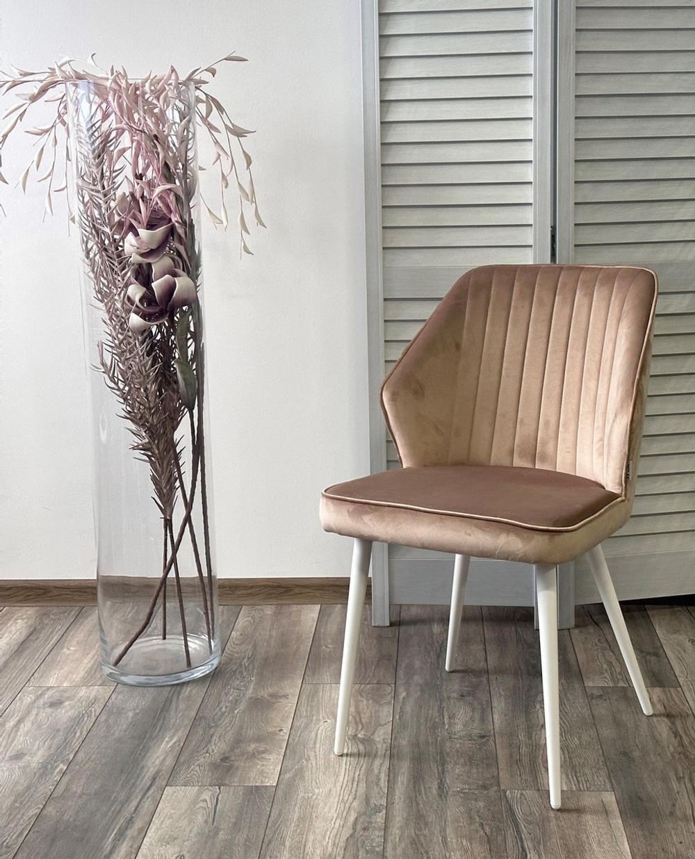 Стул М-City DISAUR Сиэтл -В (Seattle-V) Бежевый 5, Велюр, Белый каркас