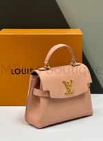 Розовая сумка Lockme Ever Mini Louis Vuitton премиум класса