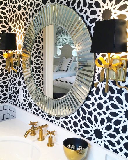 Зеркало в раме "Теодор"