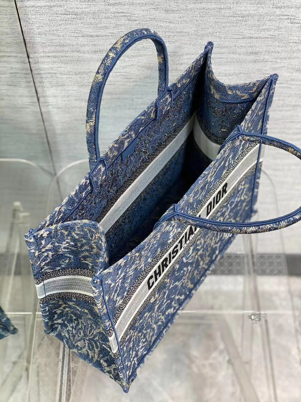 Christian Dior Book Tote 42 cm