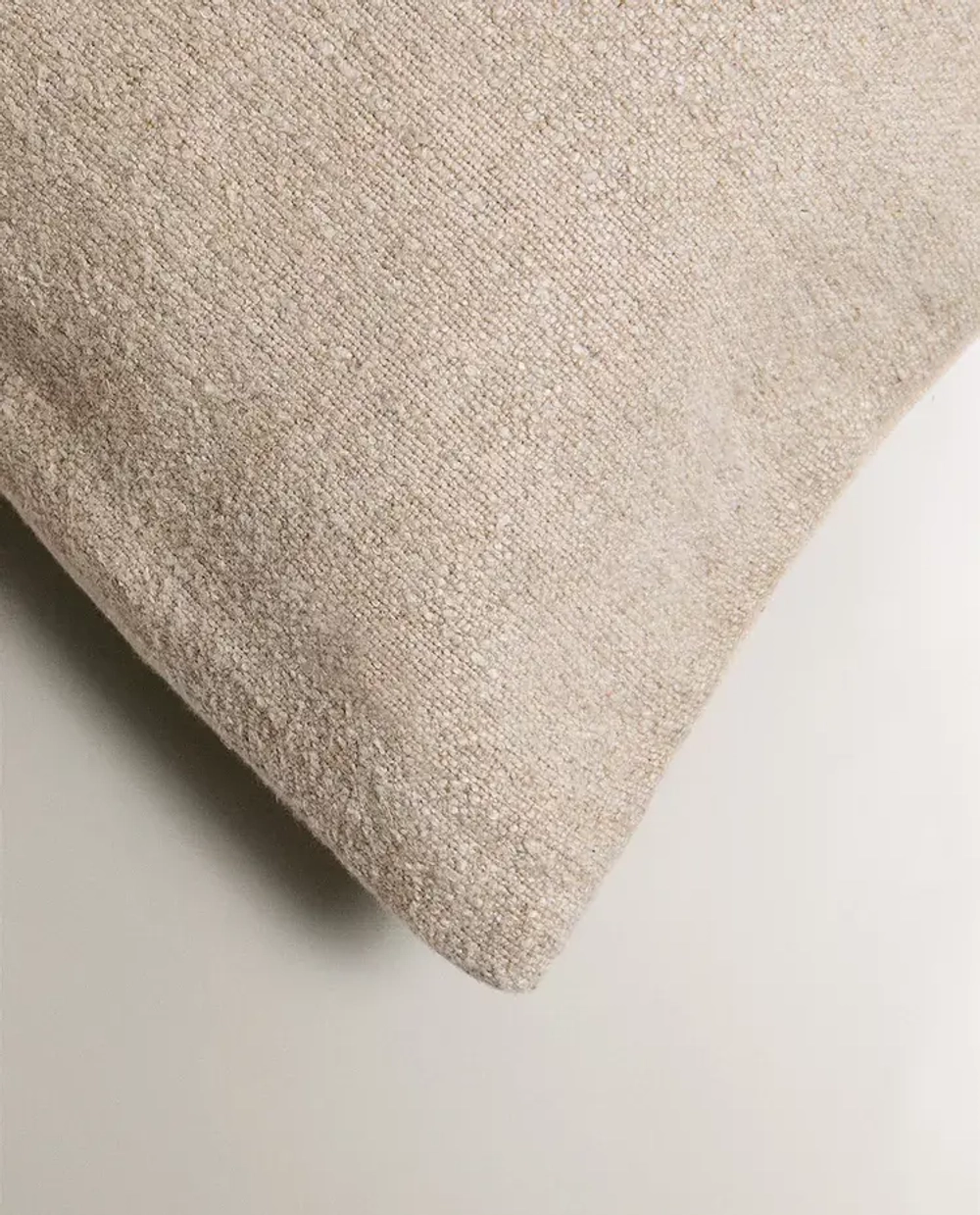 ZARA HOME НАВОЛОЧКА ДЛЯ ДЕКОРАТИВНОЙ ПОДУШКИ С ДЕКОРАТИВНОЙ СТРОЧКОЙ, СВЕТЛО-БЕЖЕВЫЙ