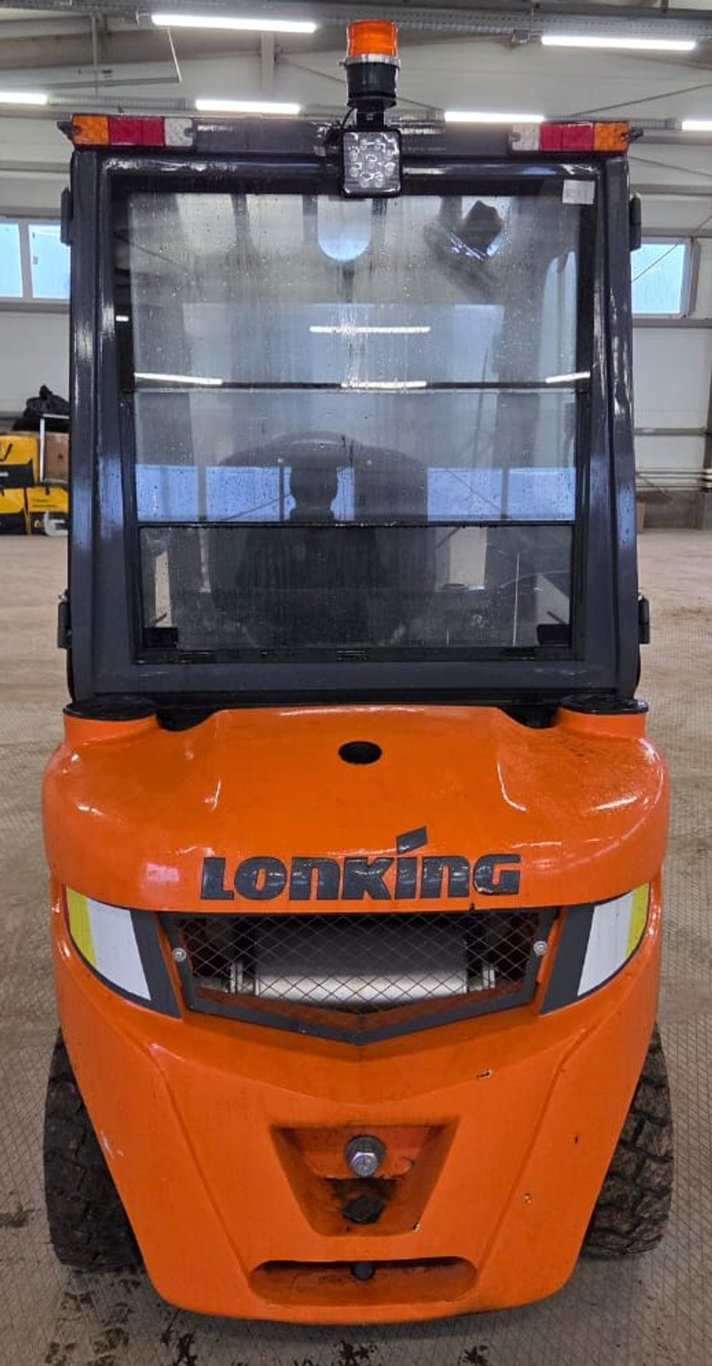 Lonking LG* Вилочный погрузчик LG20DT	(Дизельный, 2,7 л, 48 л.с., АТ)