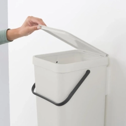 Brabantia Контейнер для мусора Sort & Go 16л Светло-серый