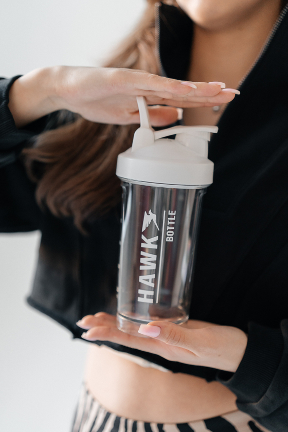 Шейкер 0,5 л HAWK (белый)