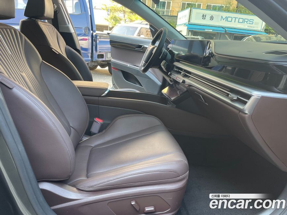 Hyundai Grandeur (Azera) (GN7) 2.5 Бензин 2WD (01.2024)