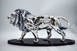 Лев на подставке. Гальваника, серебро, кристаллы Swarovski.ХХ в.. Италия, Реканати, Otta