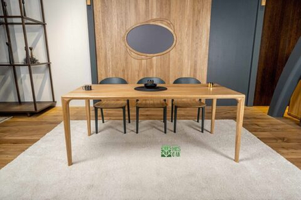 Стол обеденный дизайнерский из дуба Caro