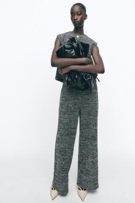 ZARA ЖИЛЕТ ИЗ РЕЛЬЕФНОЙ ТКАНИ С ПУГОВИЦАМИ, ЧЕРНЫЙ/ЭКРЮ