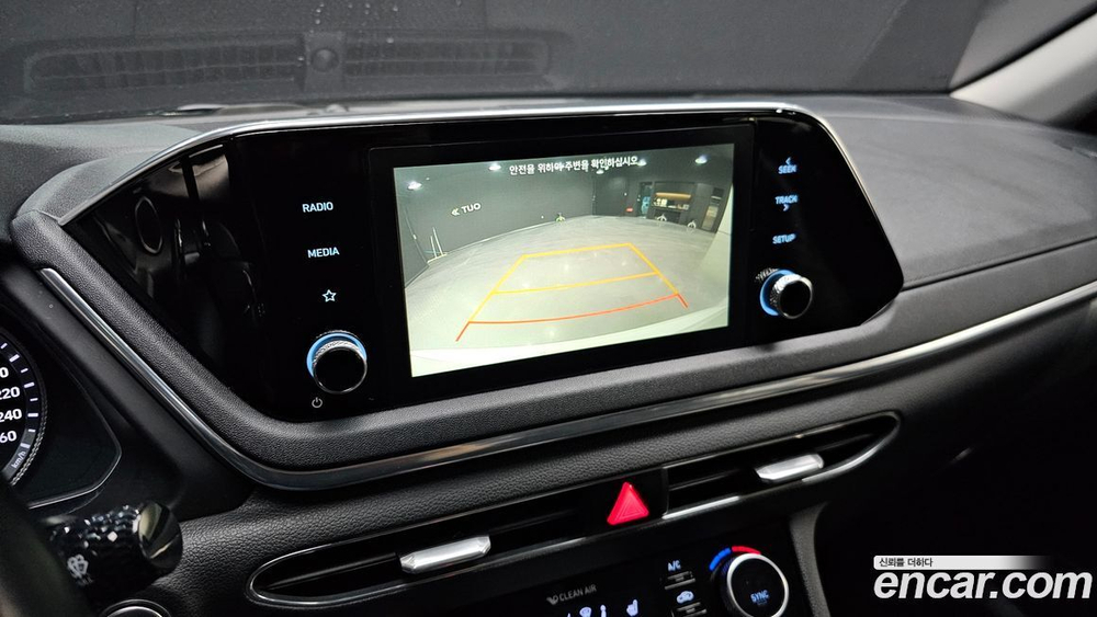 Hyundai Sonata Hybrid (DN8) Premium (12.2019)