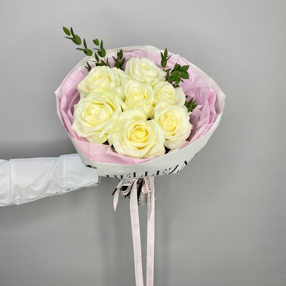 «Свидание в Париже» букет роз Эквадор с эвкалиптом