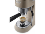 Кофеварка DeLonghi EC885.BG бежевый