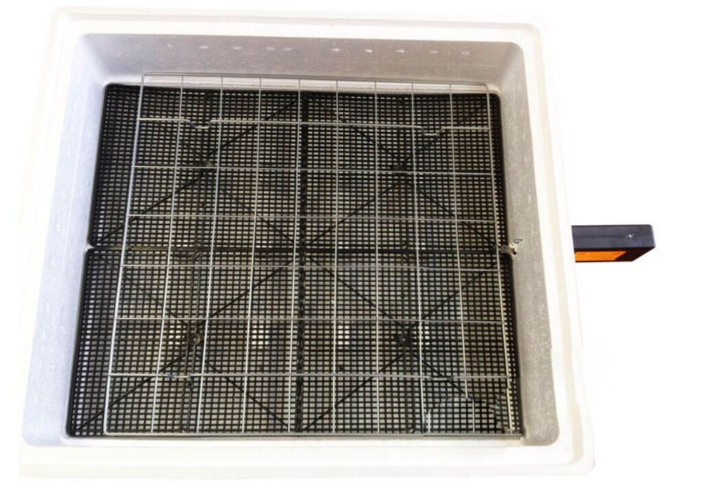 Инкубатор "Наседка" на 104 яйца Ц/А/220/12В