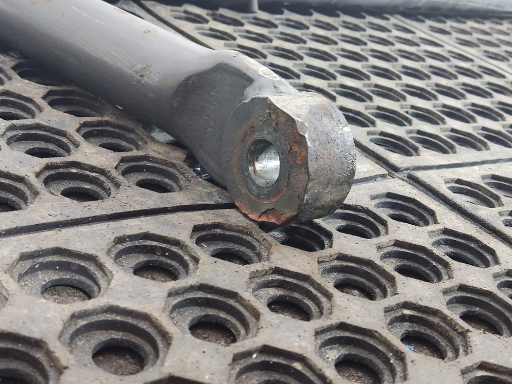 Стабилизатор передний 2017г.