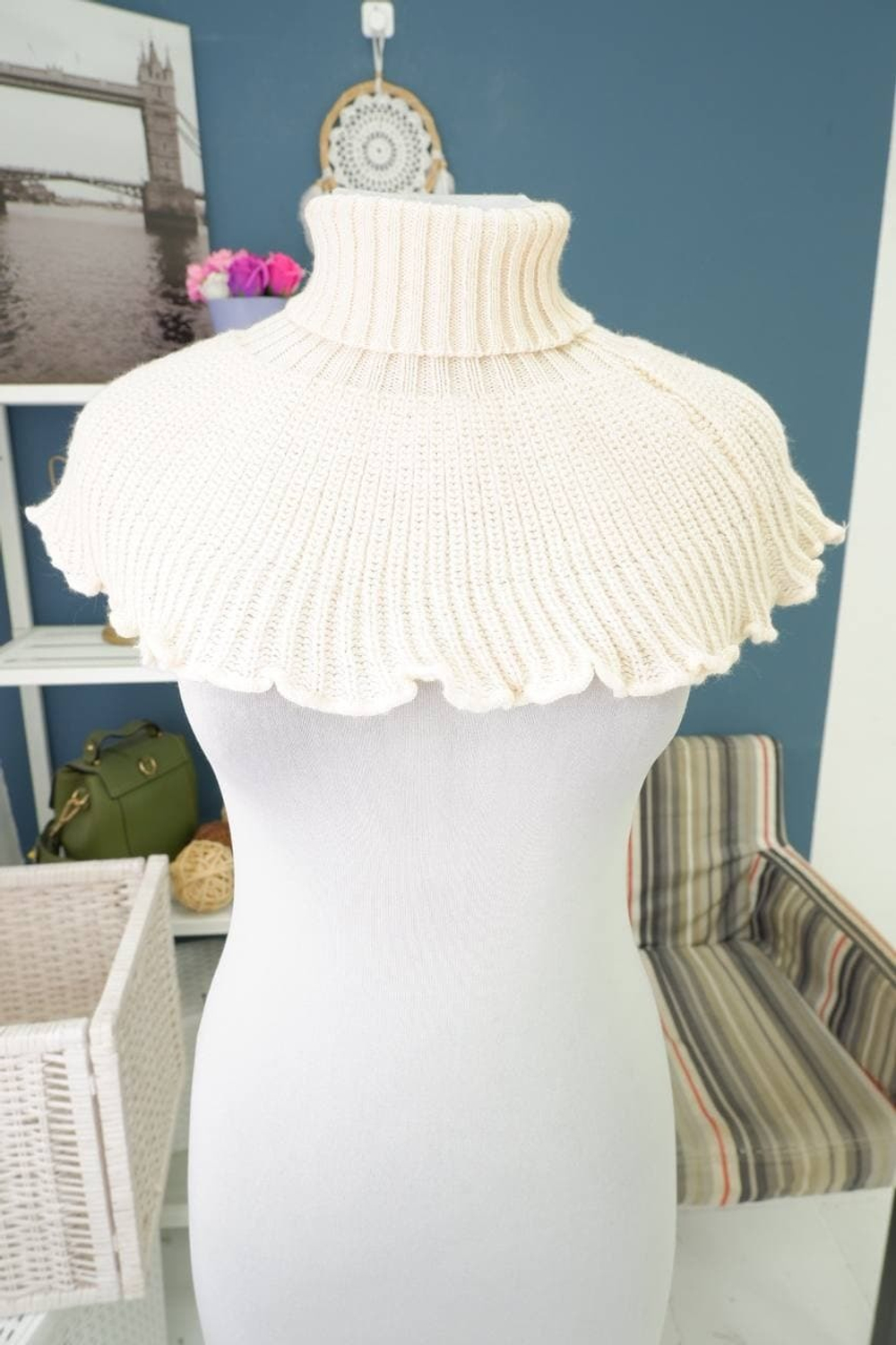 Манишка теплая на 5-8 лет