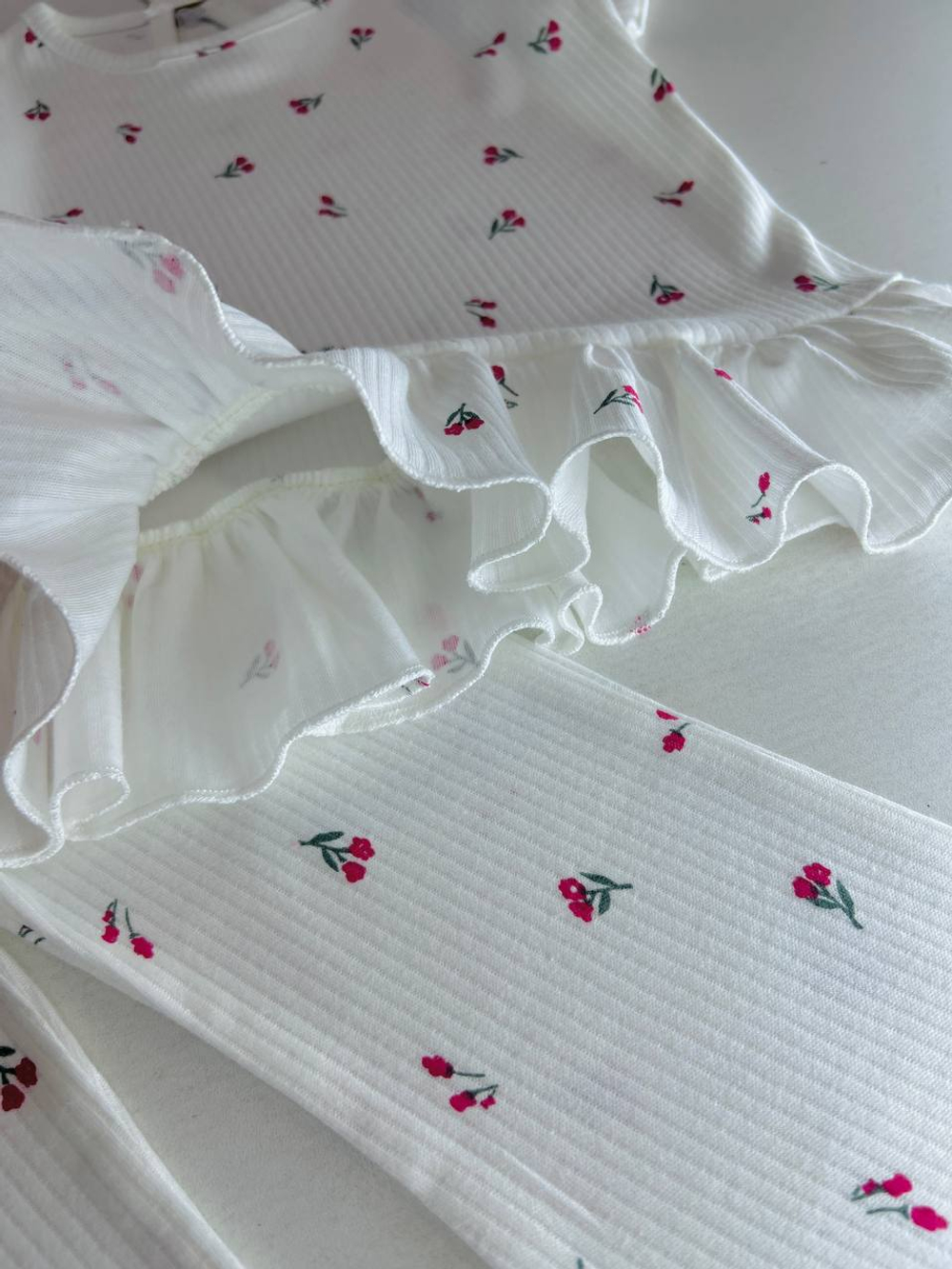 Алый тюльпан - двойка для девочек 2 600 тг./шт. (оптом - цена за 5 размеров)