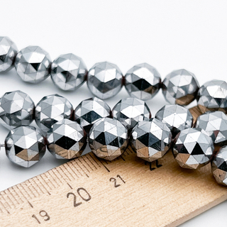 Гематит Шар граненый бусины (имитация), цвет серебристый, размер около 9,2 мм, цена за 10 шт (1/4 нити)