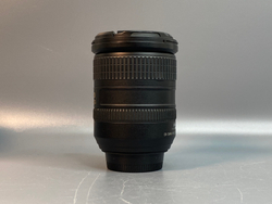 Nikon 18-200mm 3.5-5.6G ED AF-S VR DX