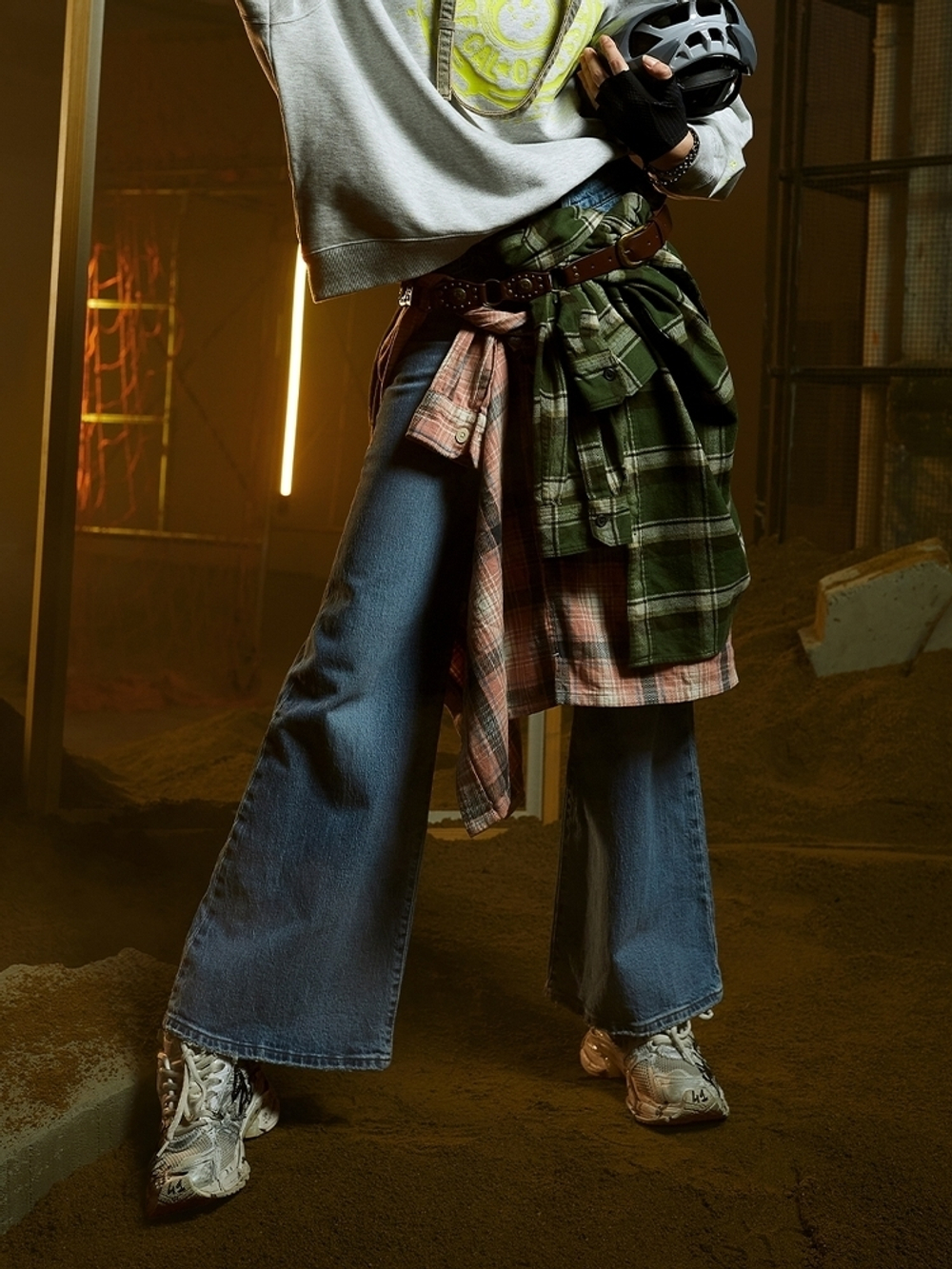 Женские джинсы клеш с завышенной талией Levi's Ribcage Bell A7503-0019