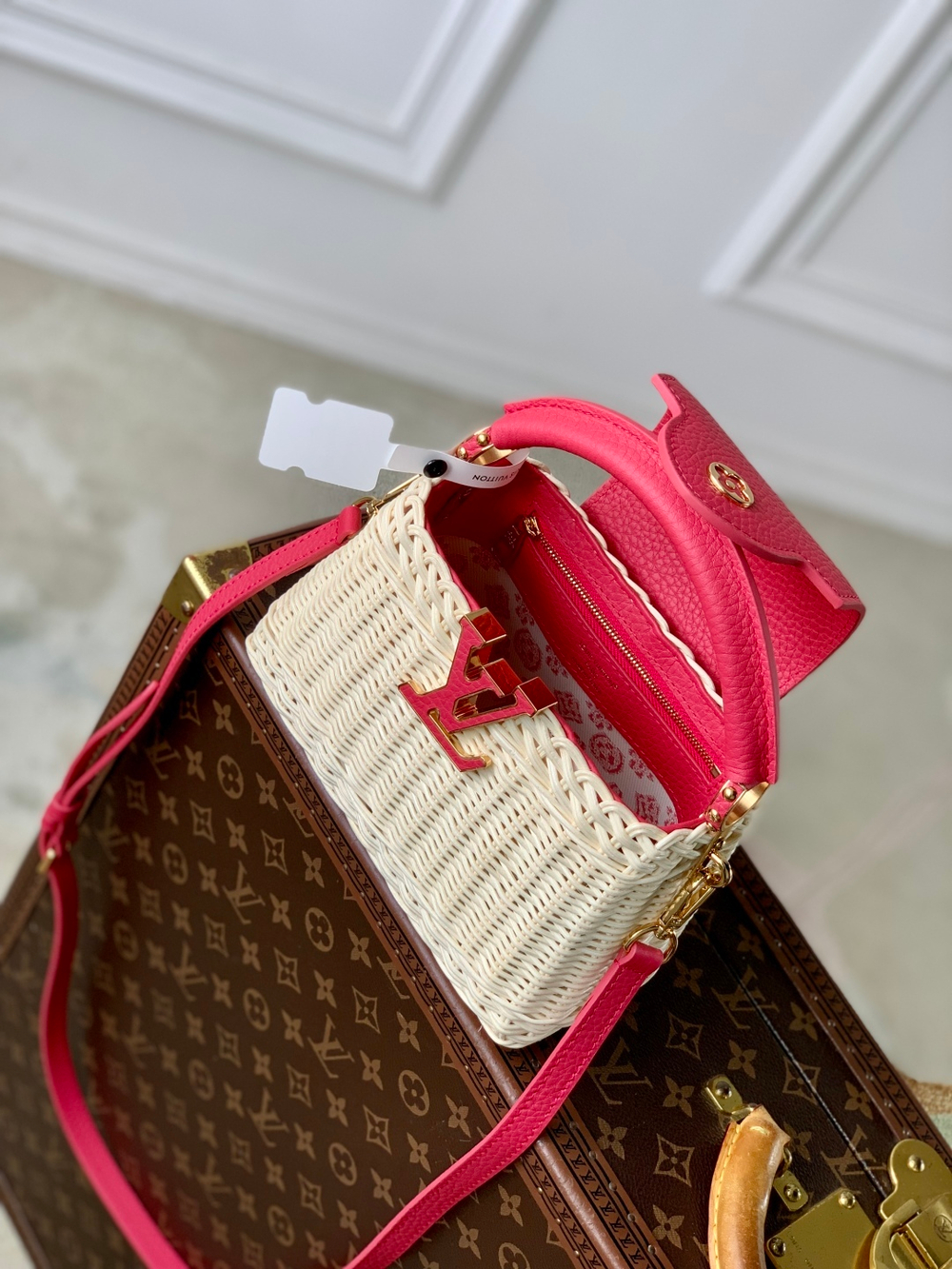 Louis Vuitton Capucines Mini