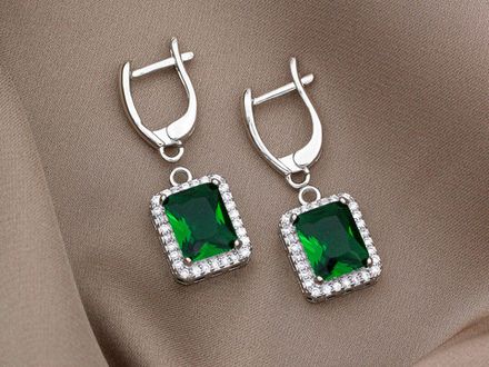 Кулон с зеленым кристаллом, 15,5мм