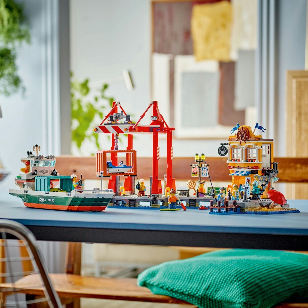 LEGO City - Морской порт с грузовым кораблем 60422 / артикул   60422  / GTIN 5702017587288