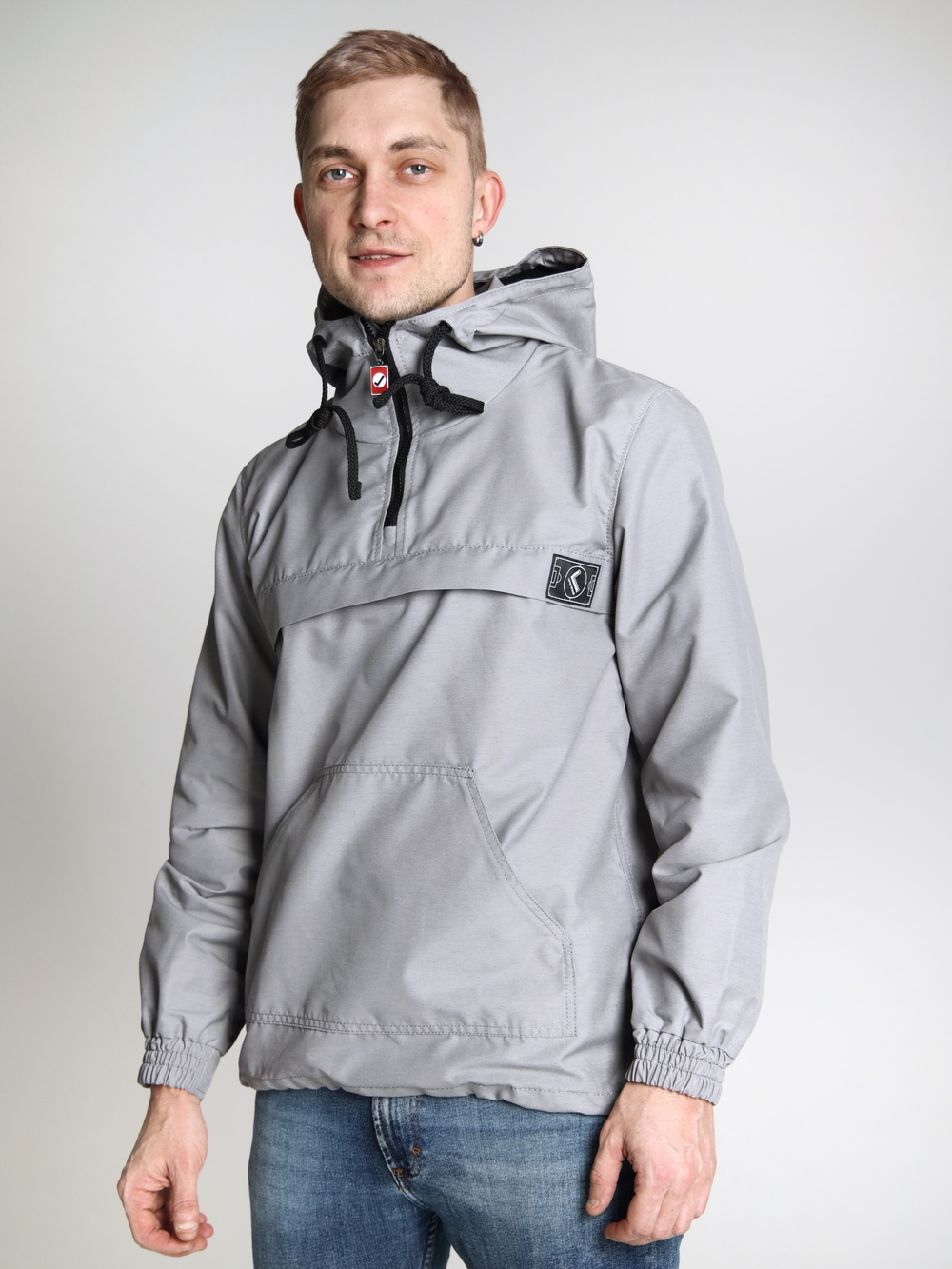 Анорак мужской без утеплителя серый Город Горький