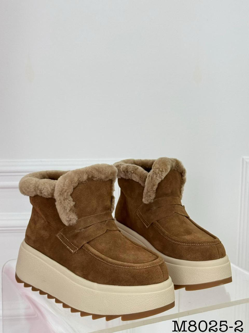 Угги зима нат. замша по 8 пар (36-41)р./ M8025-2