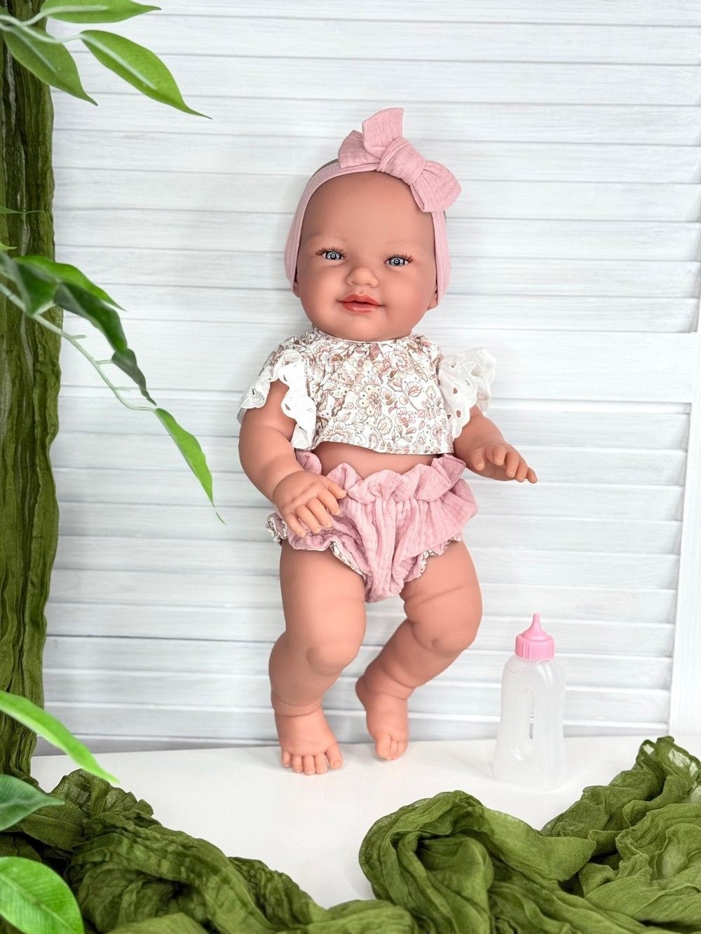 Кукла Manolo Dolls виниловая Vega 45см (8320)