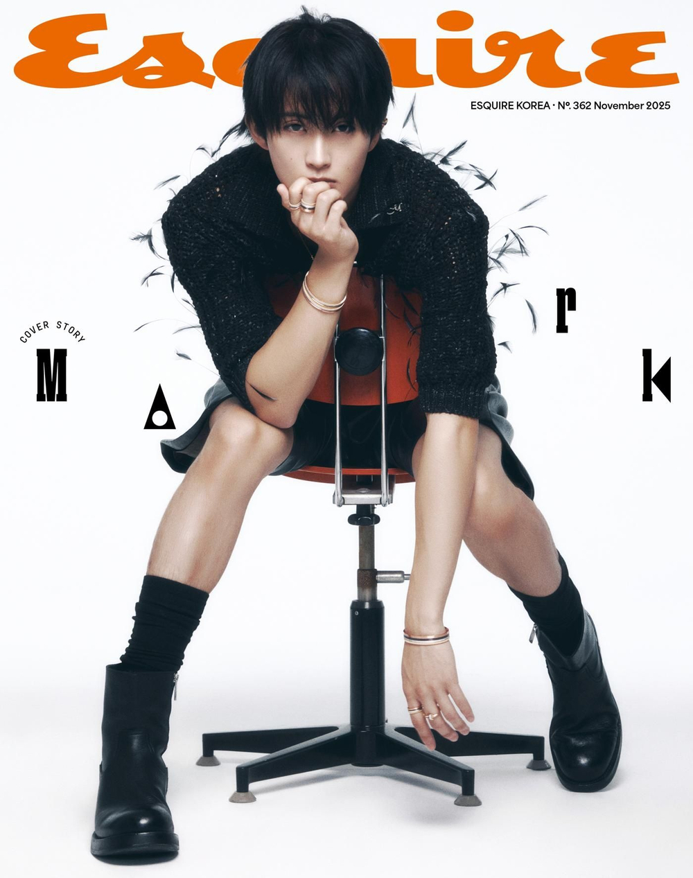 публикация esquire - 2025.11 MARK B Type