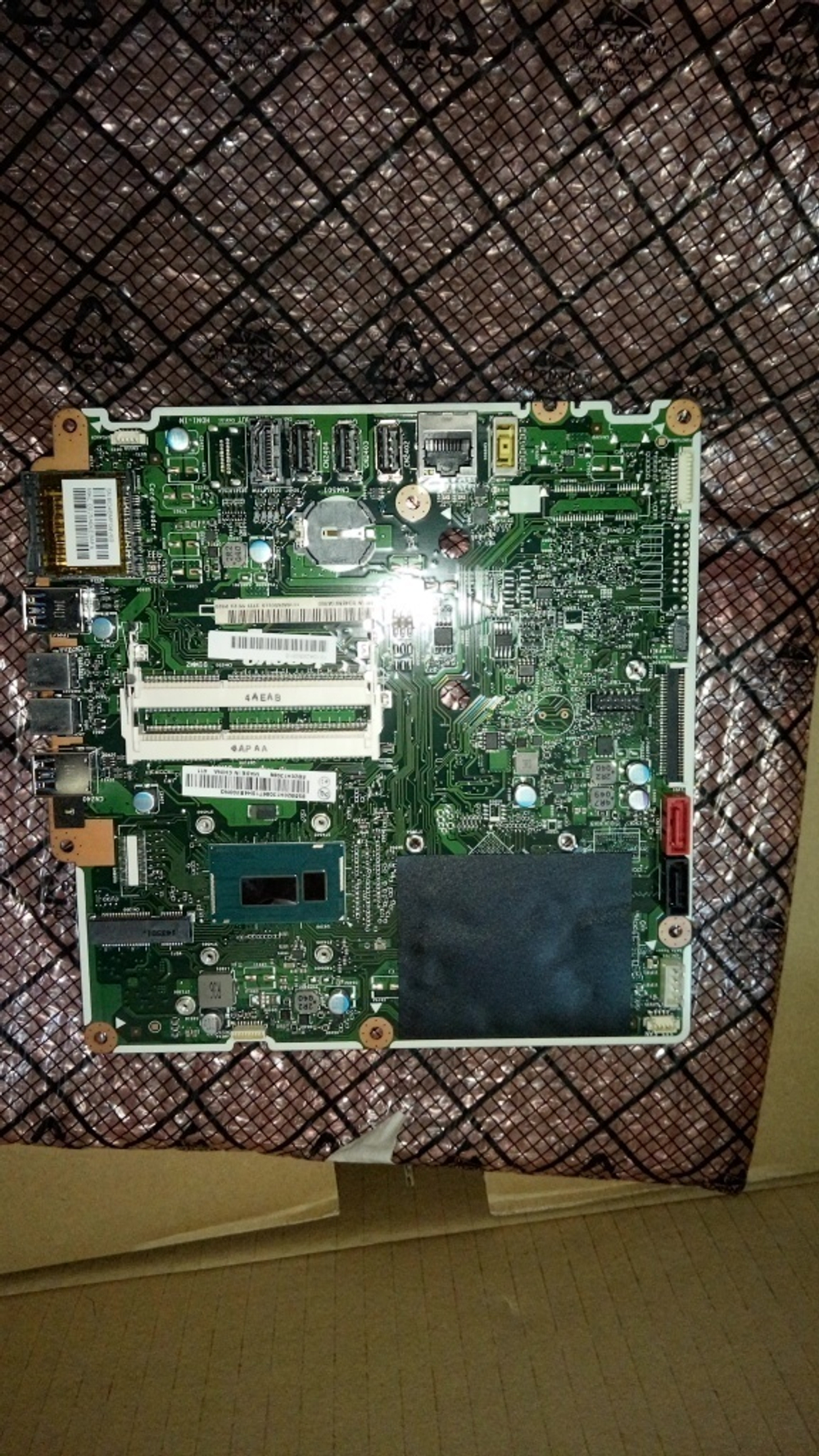 Материнская плата для моноблока Lenovo C40-30 Intel Pentium 3558U UMA NOK (5B20H13086), оригинал