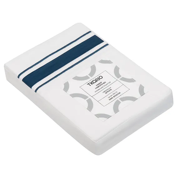 Набор из двух наволочек из сатина белого цвета с темно-синим кантом Essential 70х70 см