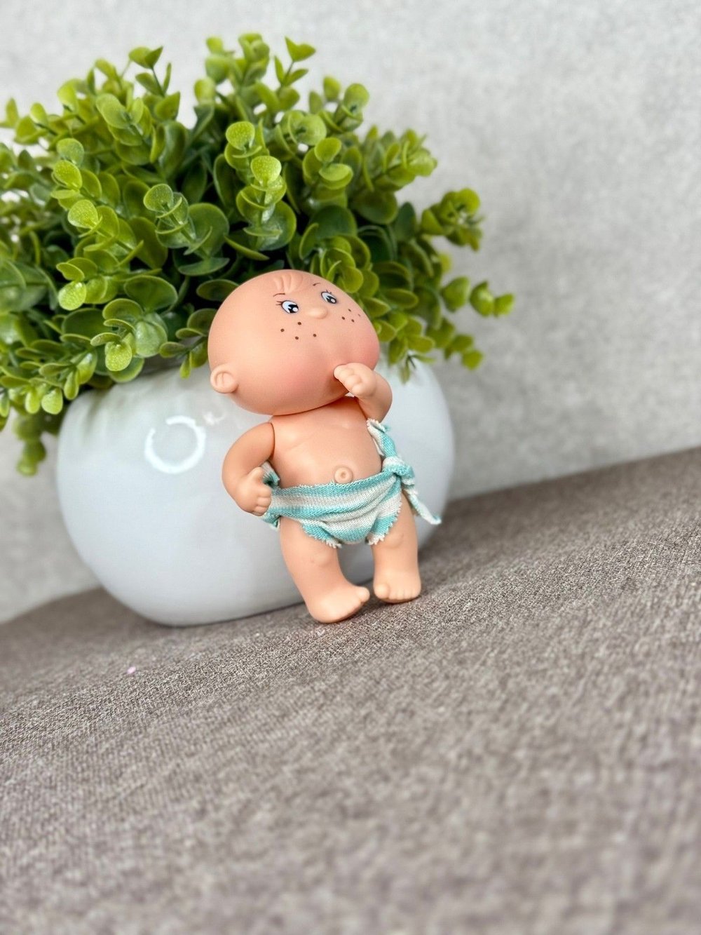 Пупс BERJUAN виниловый 12см Mini Gorditos (170A10)