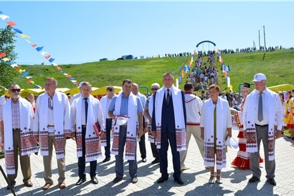 Фирма художественных промыслов «Паха тере» на районном празднике песни, труда и спорта «Акатуй» в Яльчикском районе