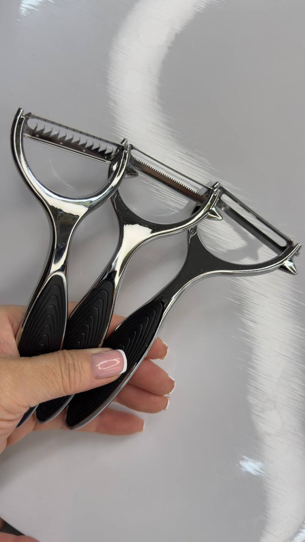 Универсальный набор кухонных приспособлений экономка-овощечистка + две овощерезки РУЧНОЙ РАБОТЫ