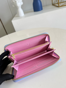 Louis Vuitton Zippy Wallet
