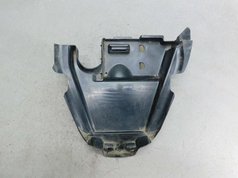 Пластик внутренний Honda 80106-GFHK-7500 032211