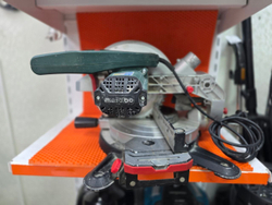 Торцовочная пила Metabo Ks 216 M Lasercut