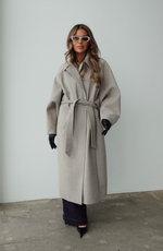 Пальто из шерсти с рукавами-буфами