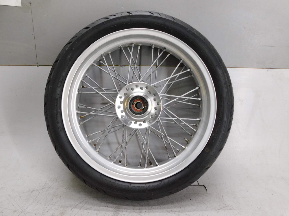 Колесо переднее Honda VRX400 Roadster NC33