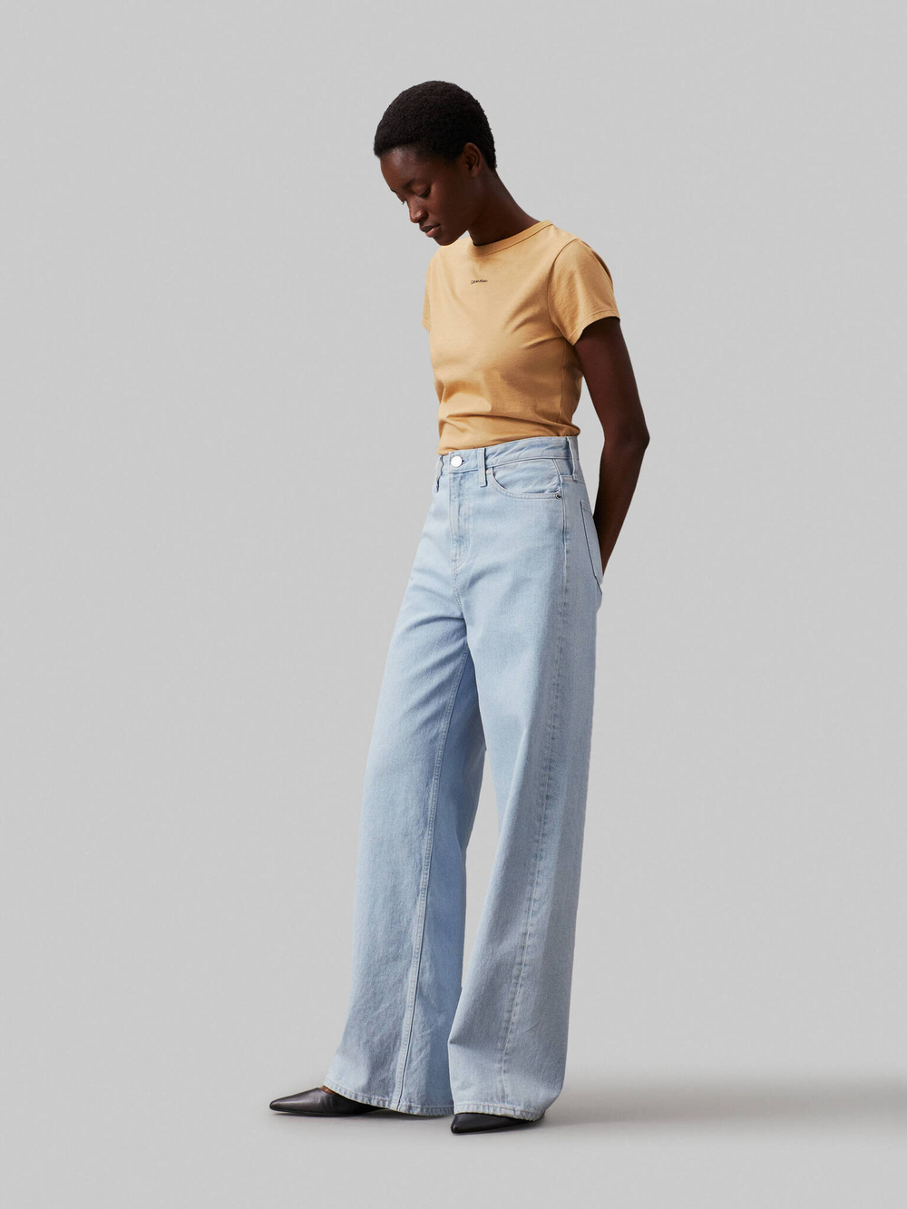 Футболка Calvin Klein - бежевый(K20K207212)