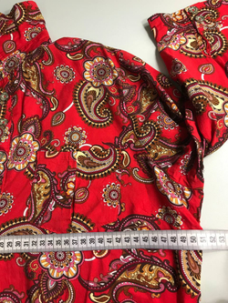 Блузка яркая, из хлопка и вискозы 46 размер